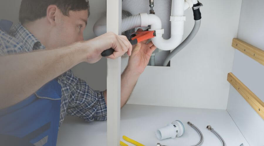 Expert burst pipe repair services in Stamford, TX
